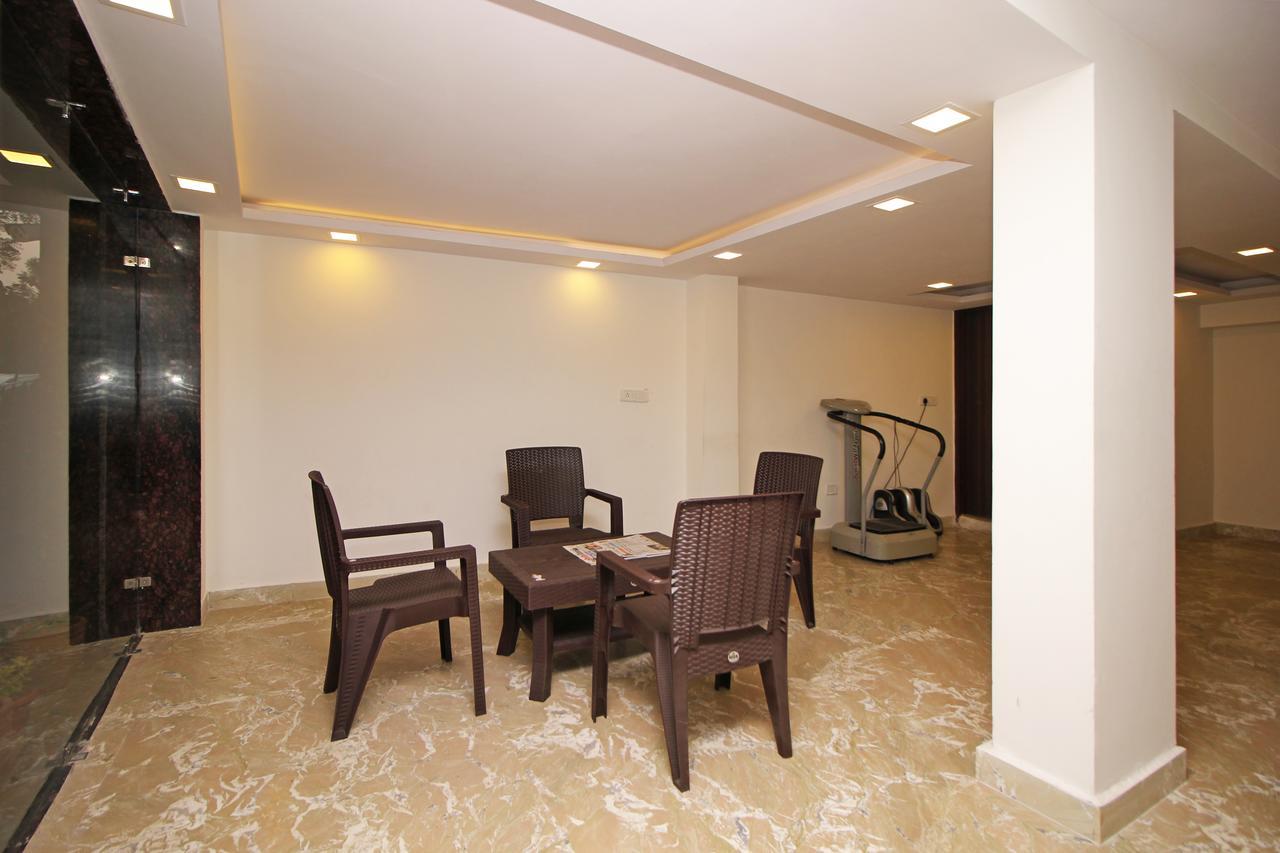 Hotel Nanak Residency Yeni Delhi Dış mekan fotoğraf