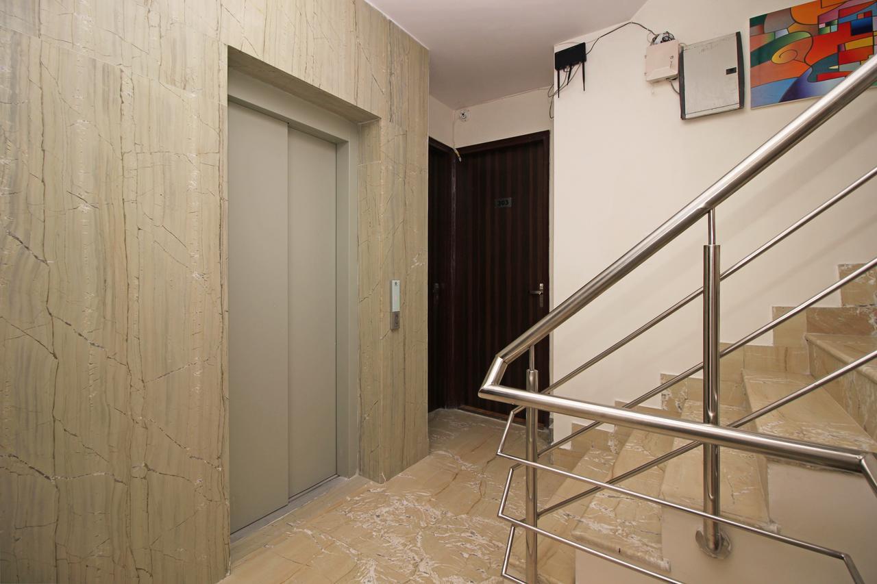 Hotel Nanak Residency Yeni Delhi Dış mekan fotoğraf